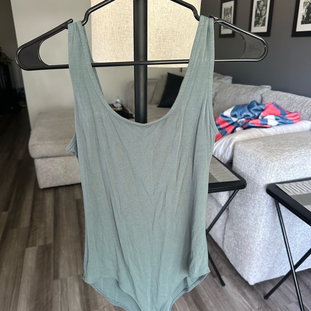 Green Fitted Bodysuit Top With Scoop Back